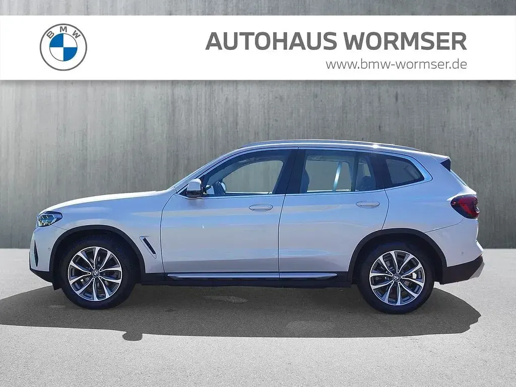 Gebraucht BMW X3 Sport Line 190 PS (139 kW) 2022 Mineralweiß SUV
