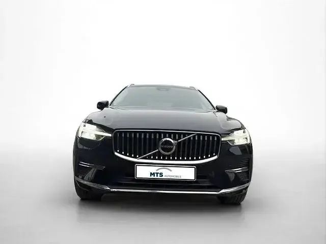Używany Volvo XC60 197 KM (144 kW) 2022 Czarny SUV