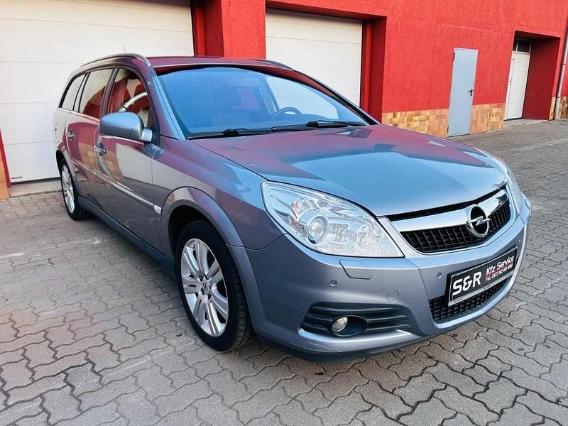 Gebraucht Opel Vectra Edition 155 PS (114 kW) 2006 Silber Kombi