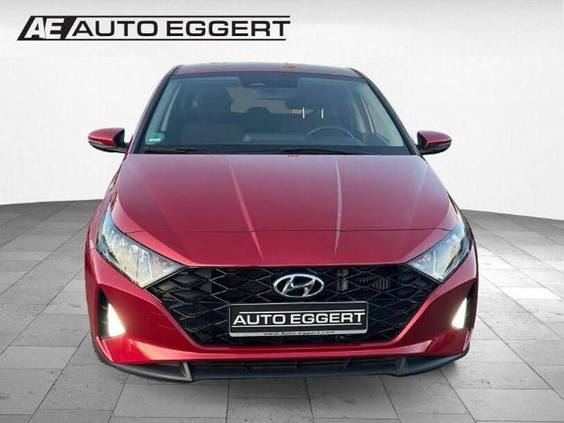 Gebraucht Hyundai i20 Edition 30+ 101 PS (74 kW) 2022 Dragon red Kleinwagen