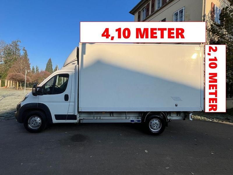 Weiß Gebraucht 2017 Citroën Jumper Van / Kleinbus | 27.990 € - Bild 1/4