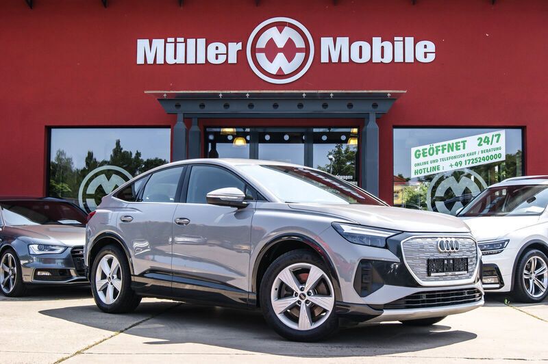Grau Gebraucht 2022 Audi Q4 Sportback e-tron Advanced SUV | 34.899 € (Fairer Preis) - Bild 1/4