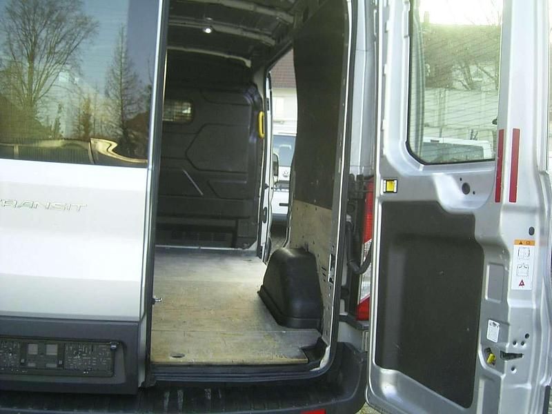 Second-hand Ford Transit 101 CP (74 kW) 2014 Argintiu Pickup