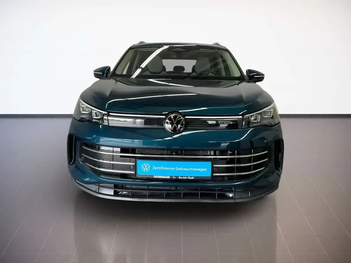 Gebraucht VW Tiguan Elegance 193 PS (141 kW) 2025 Blau SUV