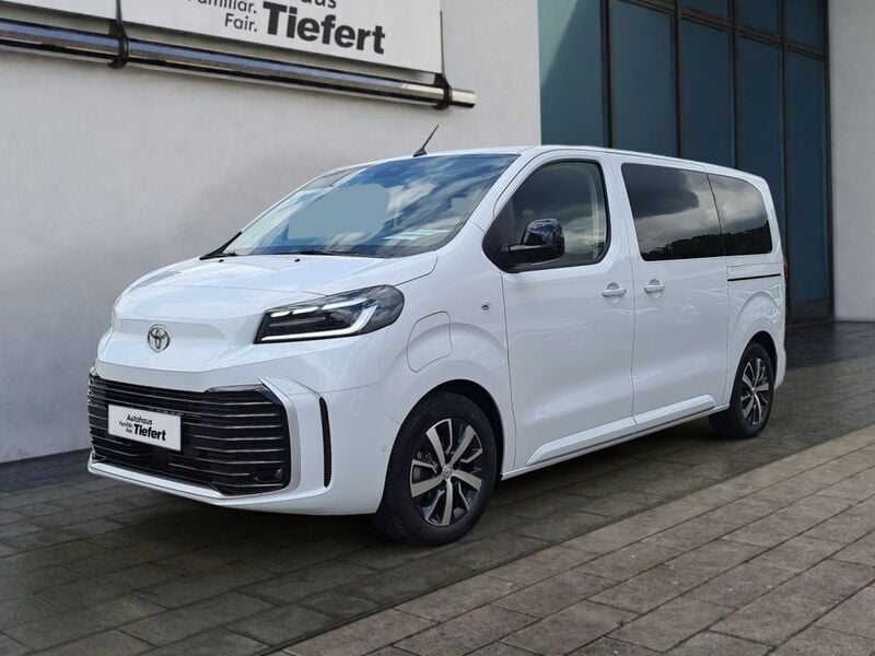 Weiß Gebraucht 2025 Toyota Proace Verso Kombi | 58.990 € - Bild 1/3