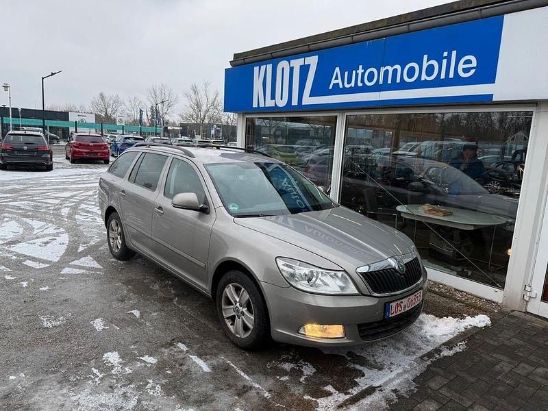 Gebraucht Skoda Octavia Impuls Edition 105 PS (77 kW) 2010 Beige Kombi