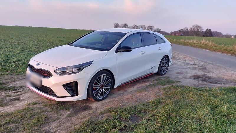 Gebraucht Kia ProCeed GT GT 204 PS (150 kW) 2019 Weiß Kleinwagen