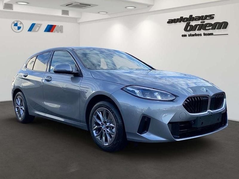 Neu BMW 120 170 PS (125 kW) 2025 Skyscraper grau metallic Kleinwagen