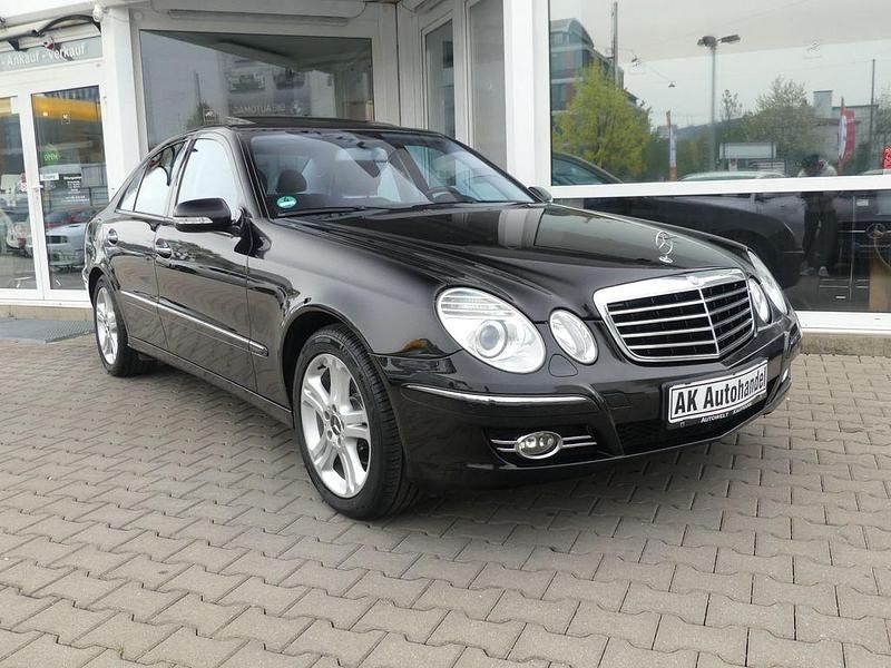Usata Mercedes E280 190 CV (139 kW) 2008 Nero Berlina