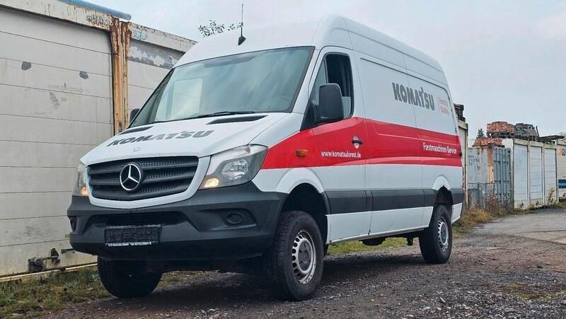 Weiß Gebraucht 2014 Mercedes 316 Van | 24.500 € - Bild 1/4