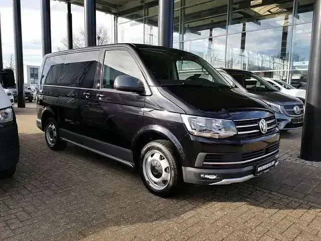 Käytetty VW Multivan PanAmericana 2019 Musta Tila-auto