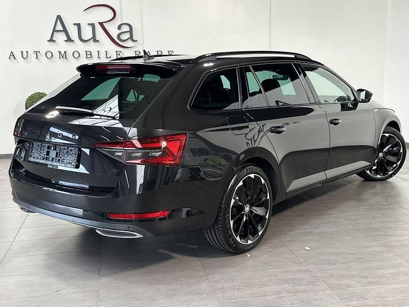 Gebraucht Skoda Superb Sport 218 PS (160 kW) 2022 Schwarz Kombi