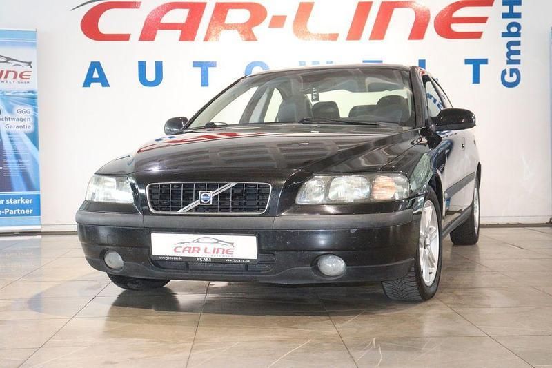 Schwarz Gebraucht 2003 Volvo S60 Comfort Limousine | 3.888 € (Etwas zu teuer) - Bild 1/4