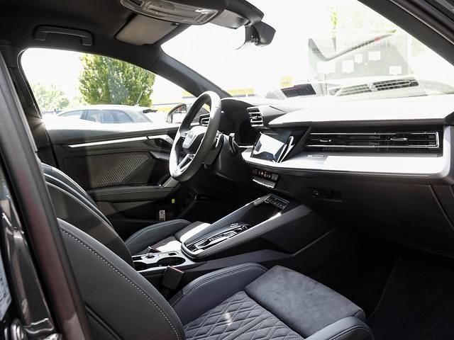 Gebraucht Audi A3 e-tron Business 204 PS (150 kW) 2025 Manhattangrau metallic Kleinwagen