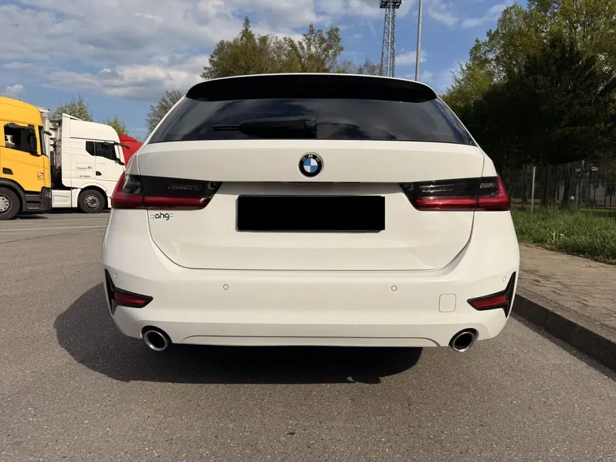 Gebraucht BMW 320 Sport Line 190 PS (139 kW) 2020 Weiß Kombi