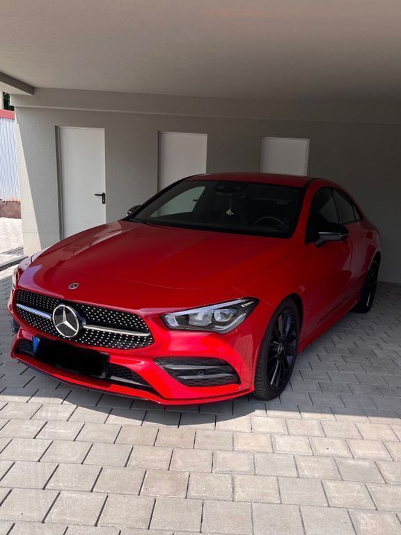 Rot Gebraucht 2019 Mercedes CLA180 AMG Limousine | 23.950 € (Superpreis) - Bild 1/4