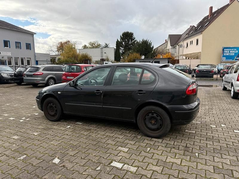 Gebraucht 2002 Seat Leon Limousine | 299 € (Superpreis) - Bild 1/4