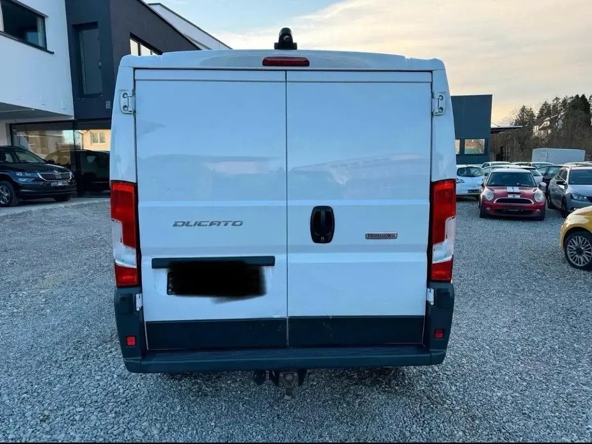Gebraucht Fiat Ducato 131 PS (96 kW) 2018 Weiß Van