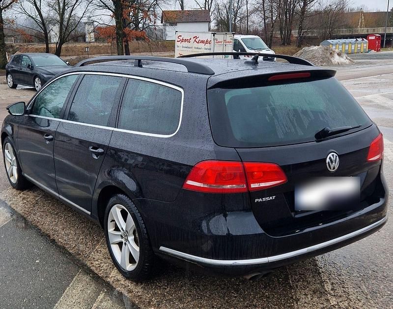 Gebraucht VW Passat Edition 140 PS (102 kW) 2014 Schwarz Kombi