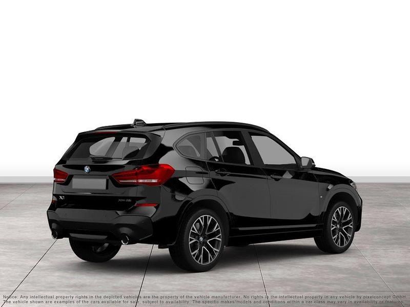 Gebraucht BMW X1 xLine 192 PS (141 kW) 2016 Black sapphire metallic SUV
