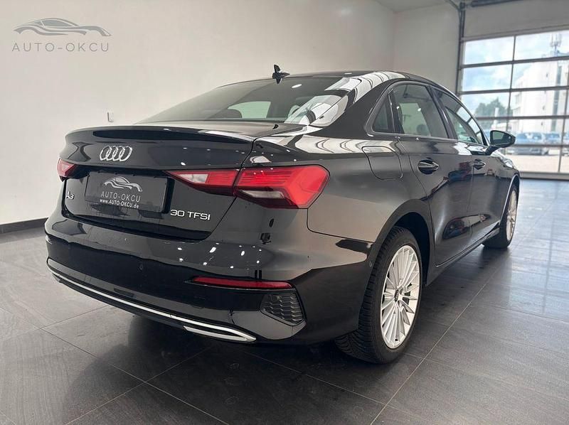Second-hand Audi A3 Advanced 110 CP (80 kW) 2022 Negru Berlinǎ