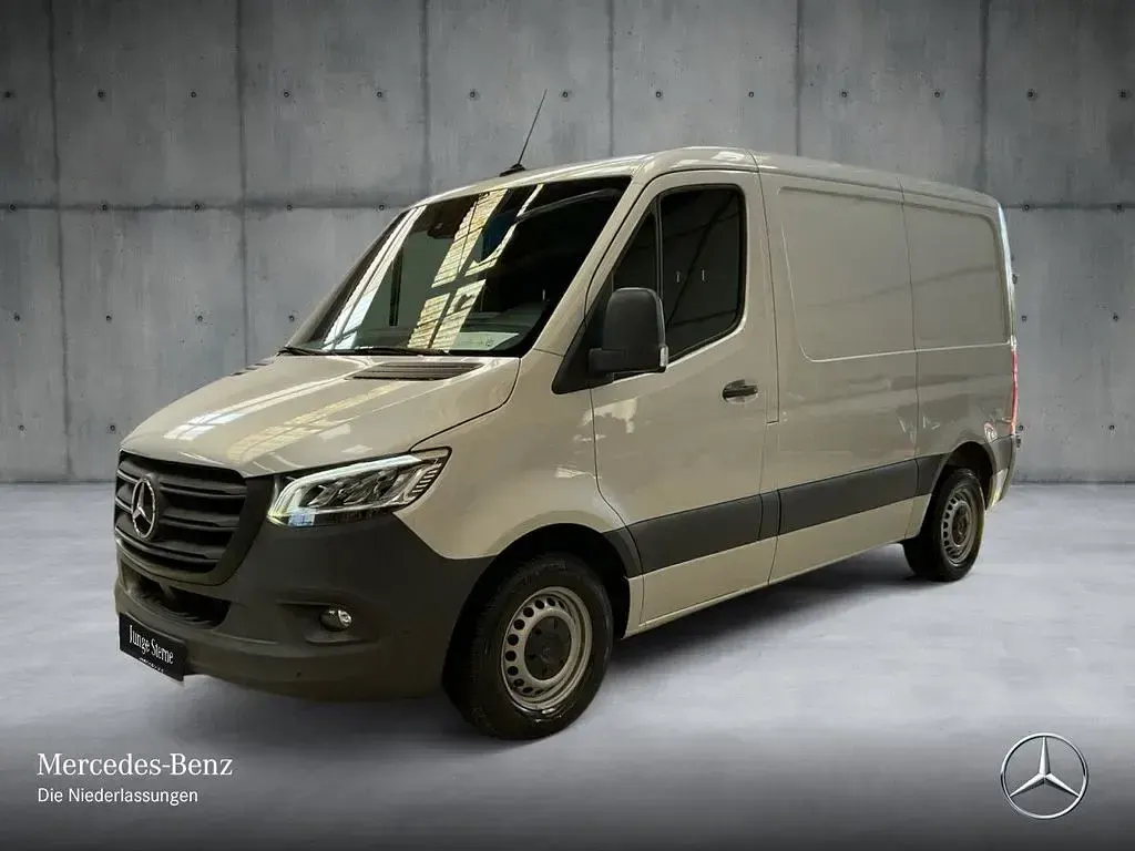 Gebraucht Mercedes Sprinter 143 PS (105 kW) 2021 Silber Van