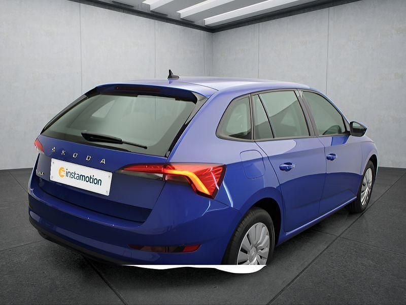 Blau Gebraucht 2020 Skoda Scala Kleinwagen | 15.249 € (Guter Preis) - Bild 1/4