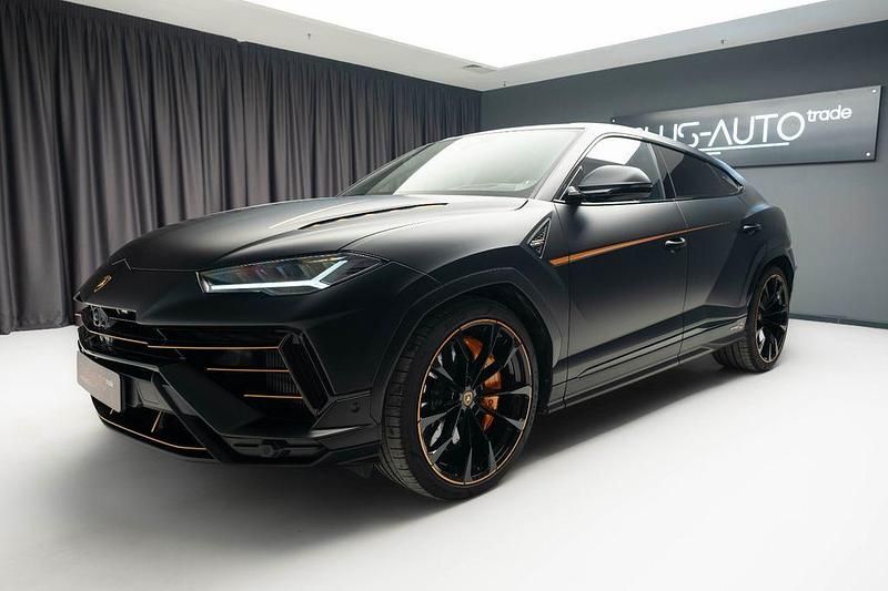 Usata Lamborghini Urus 666 CV (489 kW) 2024 Nero SUV