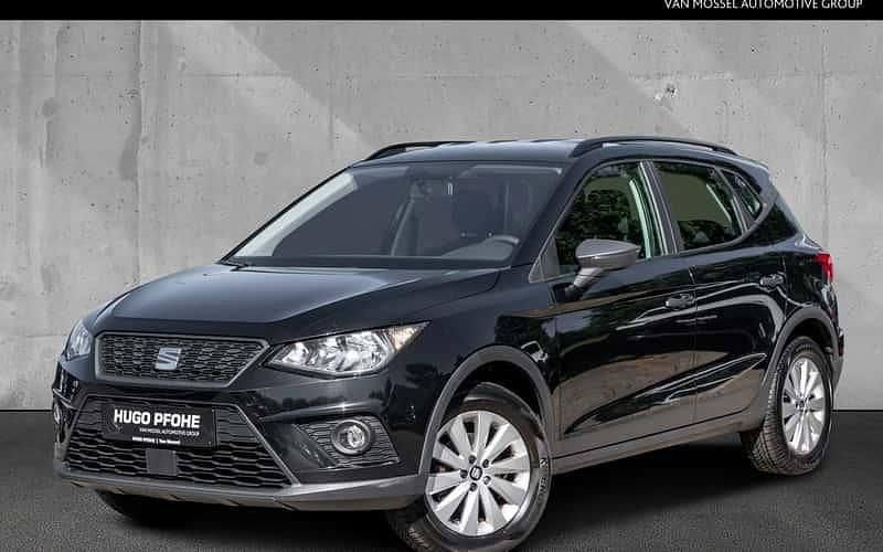Schwarz Gebraucht 2018 Seat Arona Reference SUV | 11.750 € (Guter Preis) - Bild 1/4