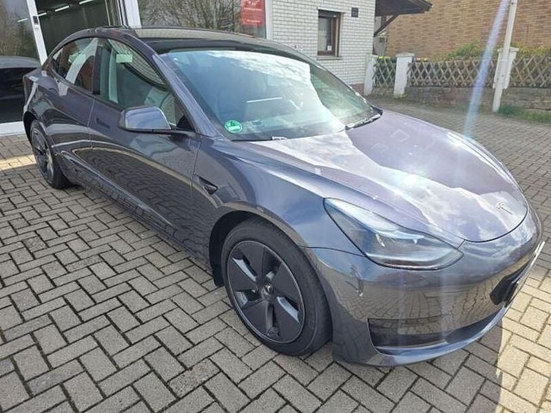 Gebraucht Tesla Model 3 RWD 239 kW (325 PS) 2022 Weiß Limousine