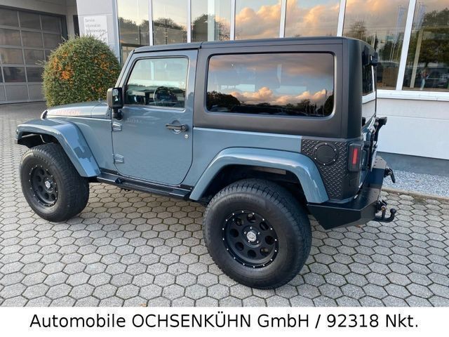 Gebraucht Jeep Wrangler Rubicon 200 PS (147 kW) 2015 Grau SUV