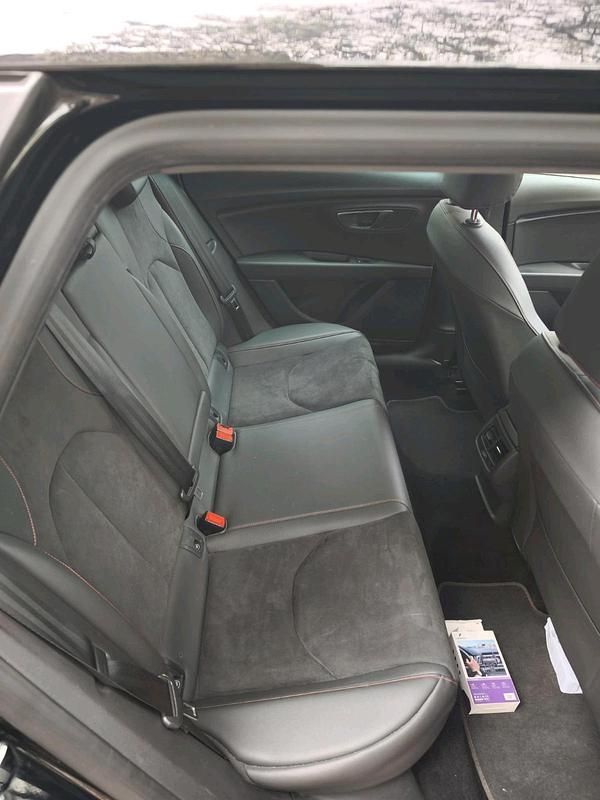Schwarz Gebraucht 2017 Seat Leon ST Kombi | 12.000 € (Fairer Preis) - Bild 1/4