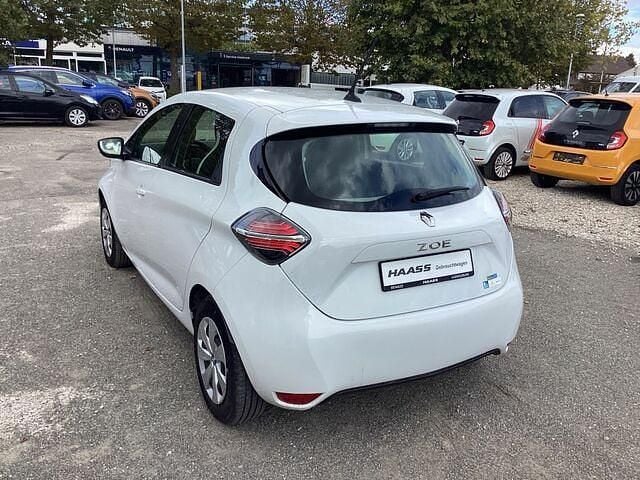 Gebraucht Renault Zoe Life 80 kW (109 PS) 2021 Gletscherweiss Kleinwagen