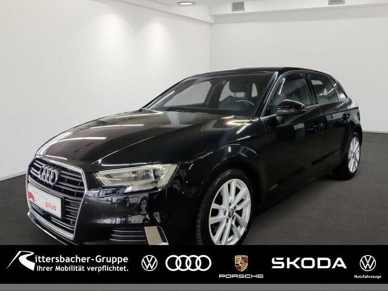 Schwarz Gebraucht 2020 Audi A3 Sport Limousine | 19.990 € (Guter Preis) - Bild 1/4
