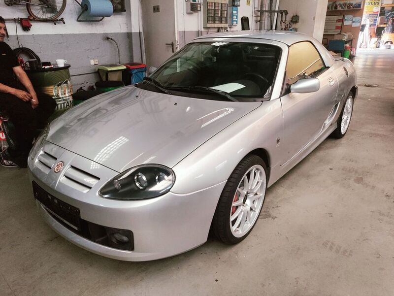 Gebraucht MG TF 136 PS (100 kW) 2004 Starlight silver Cabrio