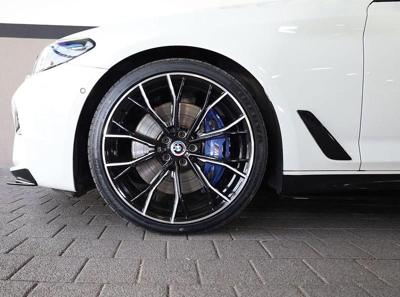 Gebraucht BMW M550 Performance 462 PS (339 kW) 2018 Weiß Limousine