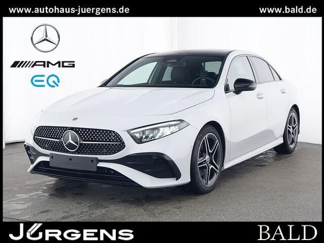 Gebraucht Mercedes A200 AMG 163 PS (119 kW) 2024 Digitalweiss Limousine