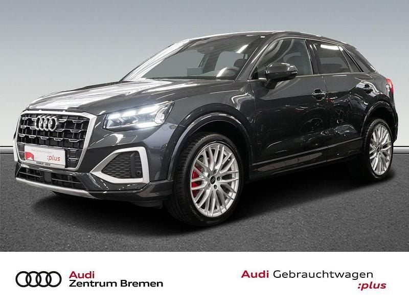 Manhattangrau metallic Gebraucht 2025 Audi Q2 Advanced Plus SUV | 35.740 € (Etwas zu teuer) - Bild 1/4