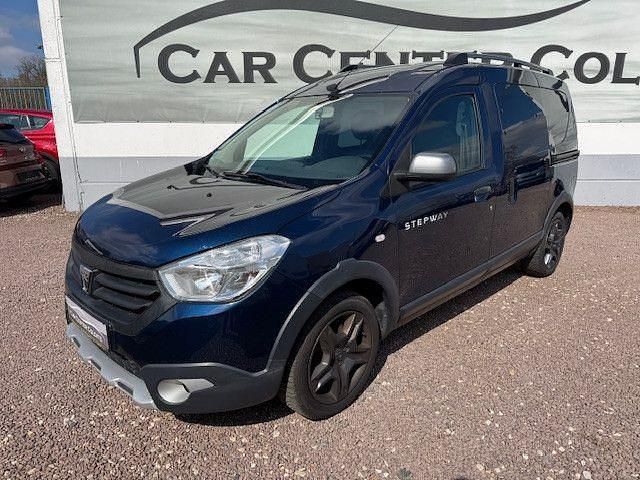 Gebraucht Dacia Dokker Stepway 116 PS (85 kW) 2017 Blau Van / Kleinbus