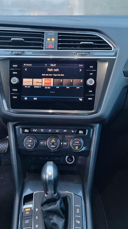 Gebraucht VW Tiguan Highline 150 PS (110 kW) 2018 Schwarz SUV