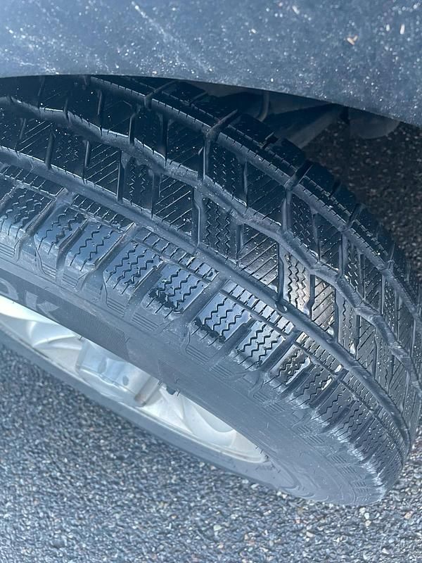 Gebraucht Hyundai H-1 170 PS (125 kW) 2010 Schwarz Van / Kleinbus