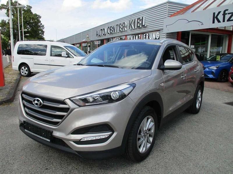 Beige Gebraucht 2017 Hyundai Tucson Turbo SUV | 15.900 € (Guter Preis) - Bild 1/4