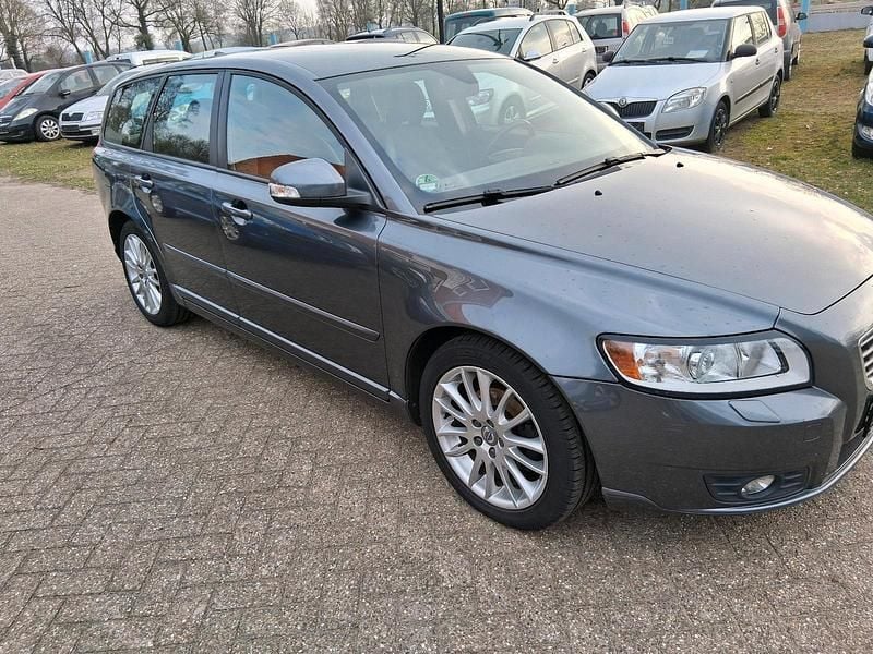 Gebraucht Volvo V50 114 PS (83 kW) 2012 Grau Kombi