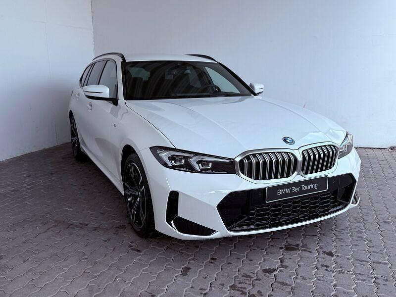 Weiß Neu 2025 BMW 330e M Sport Limousine | 51.444 € - Bild 1/4