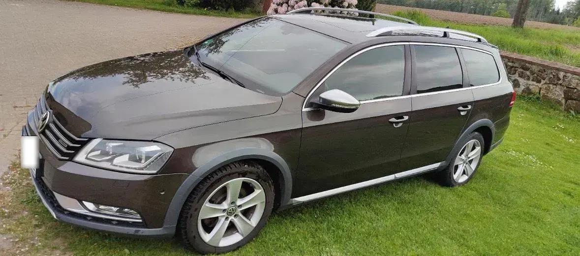 Gebraucht VW Passat Alltrack 177 PS (130 kW) 2013 Braun Kombi