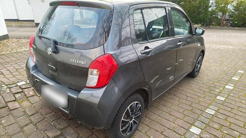 Gebraucht Suzuki Celerio 68 PS (50 kW) 2015 Grau Kleinwagen