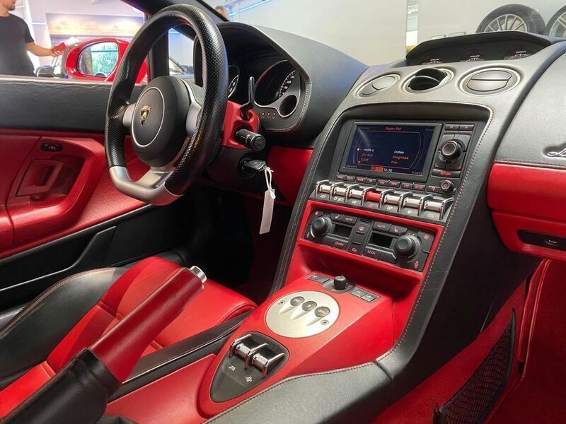 Gebraucht Lamborghini Gallardo 560 PS (411 kW) 2009 Rot Cabrio