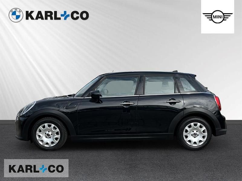 Używany Mini Cooper 136 KM (100 kW) 2023 Czarny Hatchback