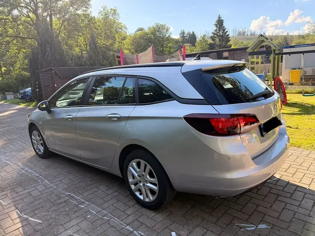 Gebraucht Opel Astra 136 PS (100 kW) 2018 Silber Kombi