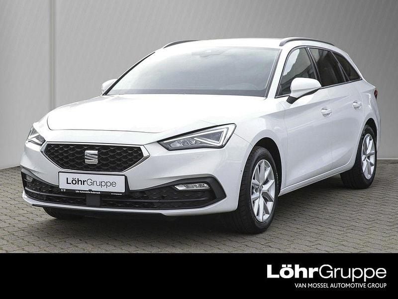Weiß Gebraucht 2021 Seat Leon ST Style Kombi | 17.980 € (Guter Preis) - Bild 1/4
